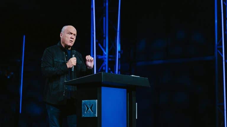 Greg Laurie preaches How to Live a Spirit-led Life