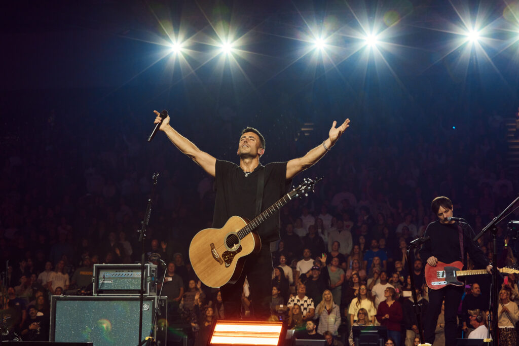 phil wickham performs at harvest crusade: hope for america at uvu