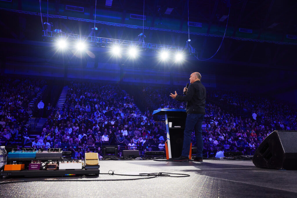 Greg Laurie at Harvest Crusade: Hope for America
