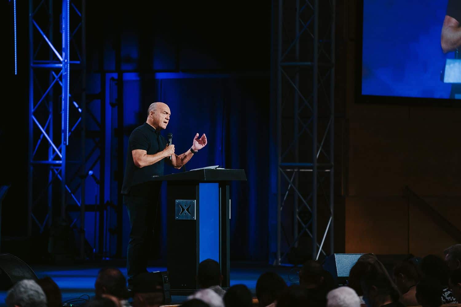 Pastor Greg Laurie shares a message from Romans 15 titled “Hope Is on the Way” in our Sunday Morning" series at Harvest Christian Fellowship.